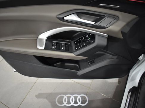 Used 2025 Audi Q5 Premium Plus w/ Premium Plus image 34