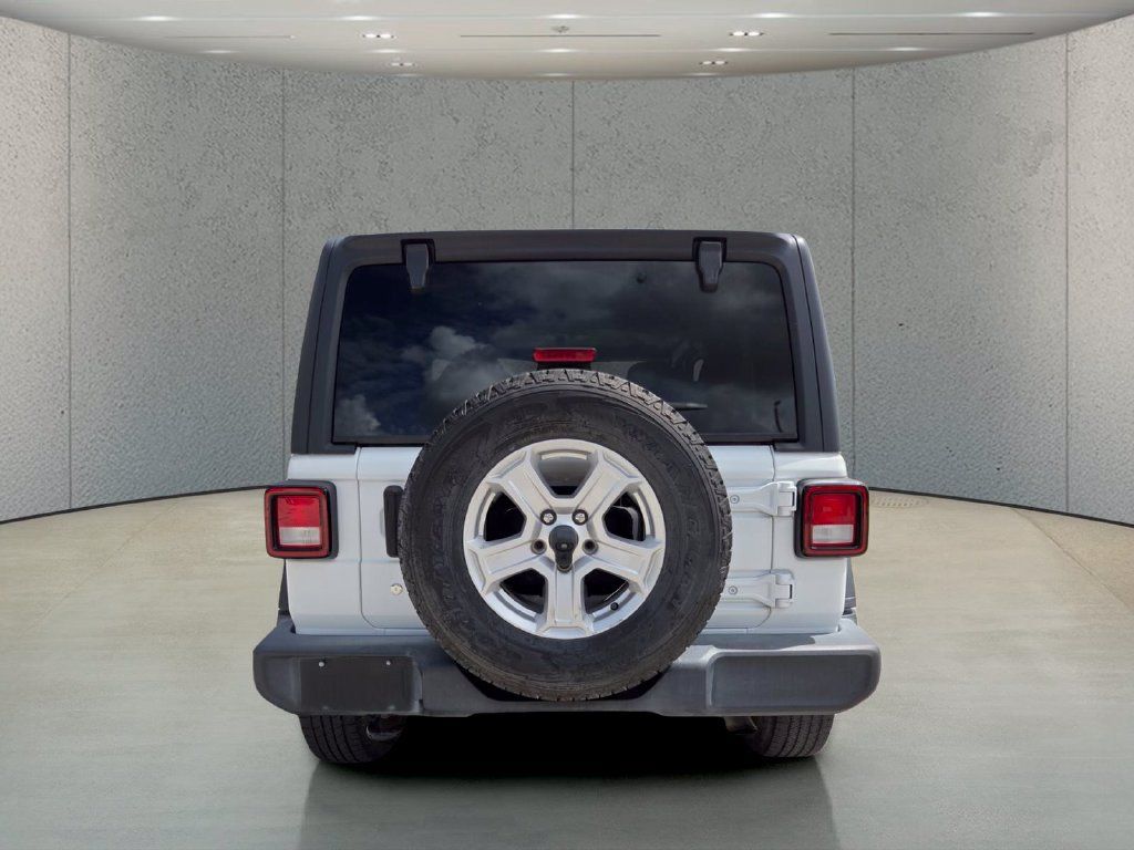 Used 2020 Jeep Wrangler Sport AWD/4WD image 7