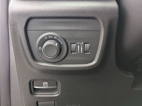 New 2025 Jeep Grand Cherokee L Altitude AWD/4WD image 19