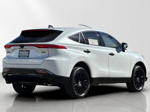 Used 2024 Toyota Venza Nightshade image 4