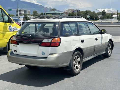 Used 2001 Subaru Outback Wagon AWD/4WD image 4
