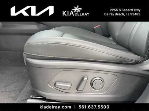 New 2026 Kia Sorento S FWD image 18