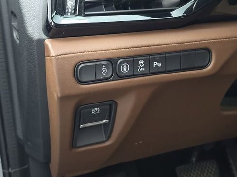 Used 2024 Acura MDX SH-AWD w/ Technology Package image 18