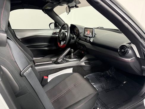 Used 2016 MAZDA MX-5 Miata Club w/ Brembo/BBS Package image 16