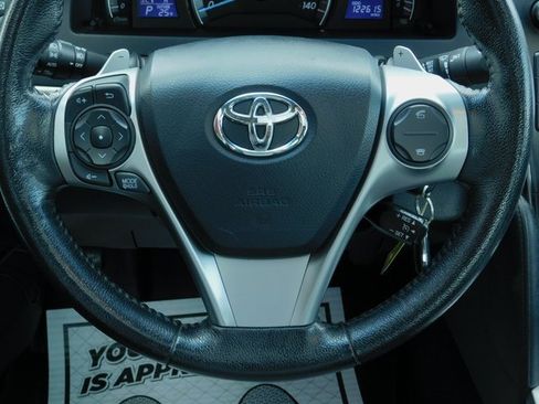 Used 2012 Toyota Camry SE image 14