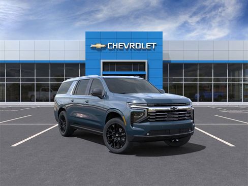 New 2025 Chevrolet Suburban Premier image 1