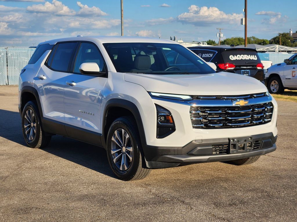 Certified 2026 Chevrolet Equinox LT FWD image 3