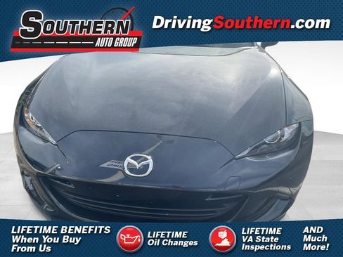 Used 2021 MAZDA MX-5 Miata RF Grand Touring image 1