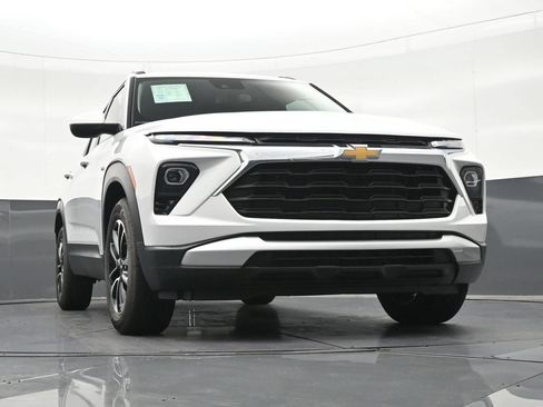 Used 2026 Chevrolet TrailBlazer LT FWD image 29