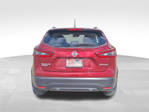 Certified 2022 Nissan Rogue Sport SV w/ Technology Package AWD/4WD image 6