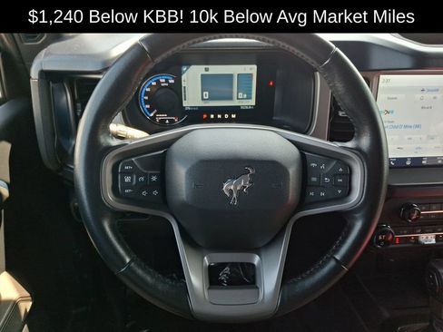 Used 2023 Ford Bronco Outer Banks AWD/4WD image 19
