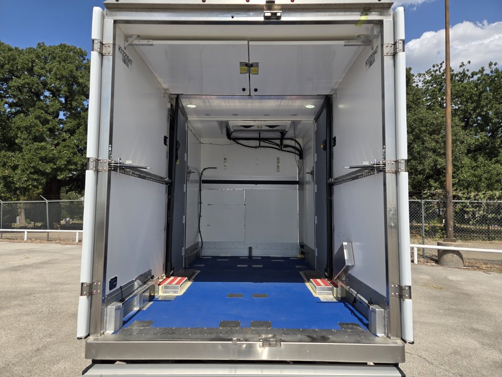 Used 2023 Ford E-350 and Econoline 350 Super Duty w/ Power Windows & Locks Group RWD image 35