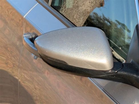 Used 2018 Honda Accord EX-L image 11