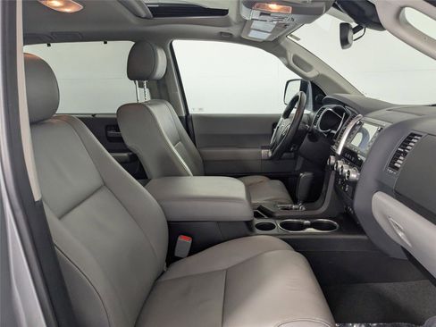 Certified 2020 Toyota Sequoia Limited image 28