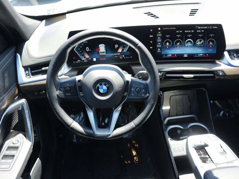 Used 2023 BMW X1 xDrive28i w/ Convenience Package AWD/4WD image 8