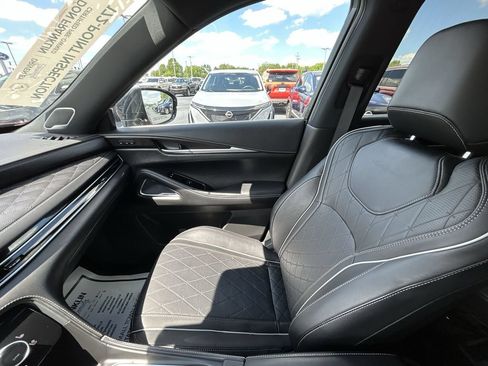 Used 2023 INFINITI QX60 Autograph w/ Cargo Package AWD/4WD image 13