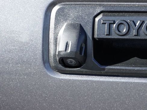 Used 2021 Toyota Tacoma TRD Pro AWD/4WD image 44