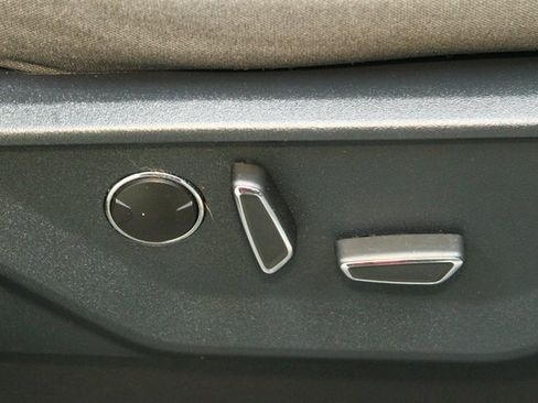 Used 2021 Ford F150 XLT w/ Equipment Group 302A High image 12