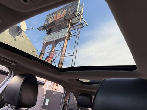 Used 2013 Lincoln MKX AWD image 13