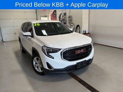 Used 2020 GMC Terrain SLE w/ LPO, Floor Liner Package FWD image 2