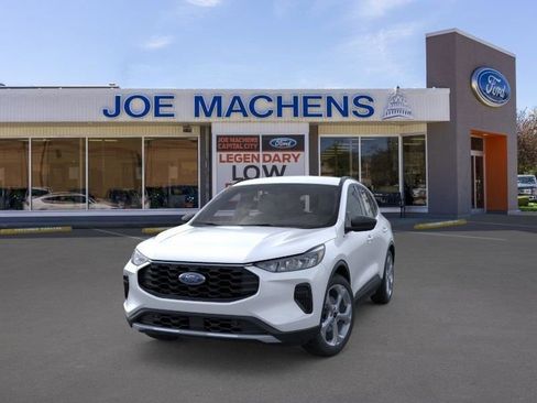 New 2026 Ford Escape ST-Line w/ Cold Weather Package AWD/4WD image 3