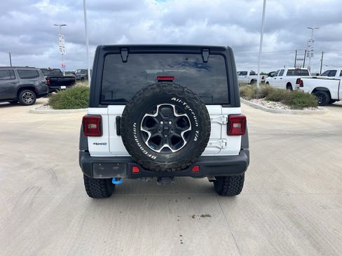 Used 2023 Jeep Wrangler Unlimited Rubicon 4xe w/ Steel Bumper Group AWD/4WD image 4