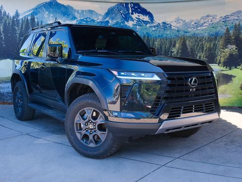 Used 2025 Lexus GX 550 AWD/4WD image 3