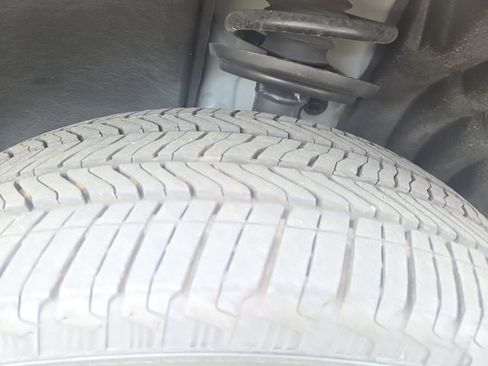 Used 2024 Chevrolet Traverse LT w/ Trailering Package image 22