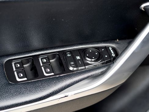 Used 2021 Kia Stinger GT-Line image 27