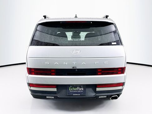 Used 2025 Hyundai Santa Fe Limited image 7