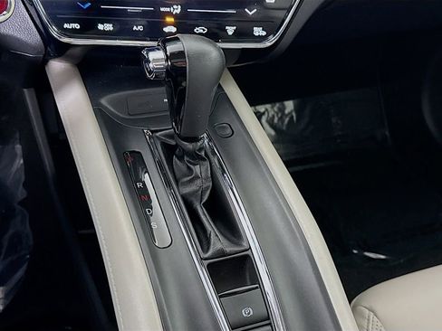Used 2016 Honda HR-V EX-L image 10