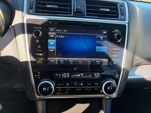 Used 2018 Subaru Outback 2.5i Premium image 20