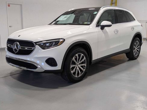 Used 2026 Mercedes-Benz GLC 300 4MATIC image 1