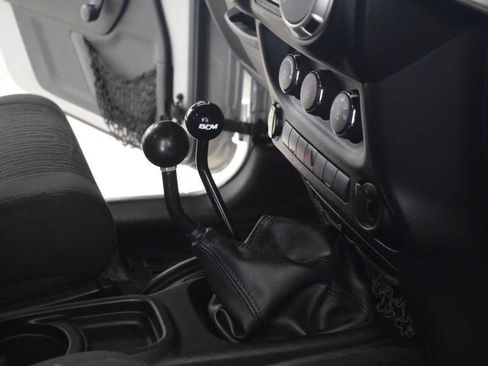 Used 2011 Jeep Wrangler Rubicon w/ Trailer Tow Group image 46