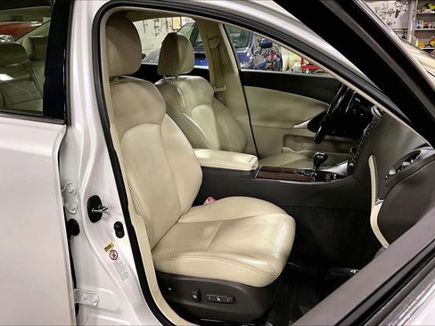Used 2013 Lexus IS 250 AWD image 8