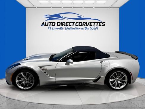 Used 2017 Chevrolet Corvette Z06 RWD image 7