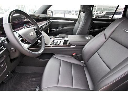 New 2026 Cadillac Escalade 2WD image 6