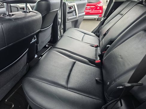Used 2011 Toyota 4Runner Limited AWD/4WD image 15