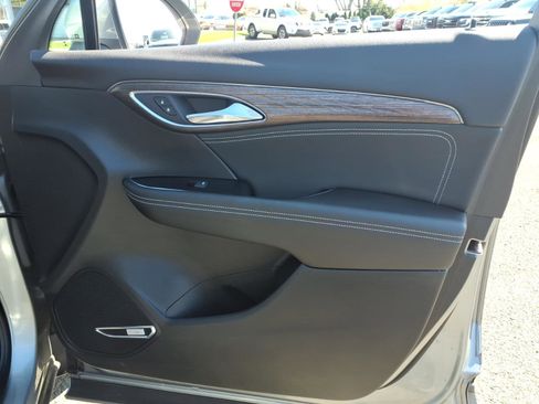 Certified 2023 Buick Envision Avenir AWD/4WD image 12