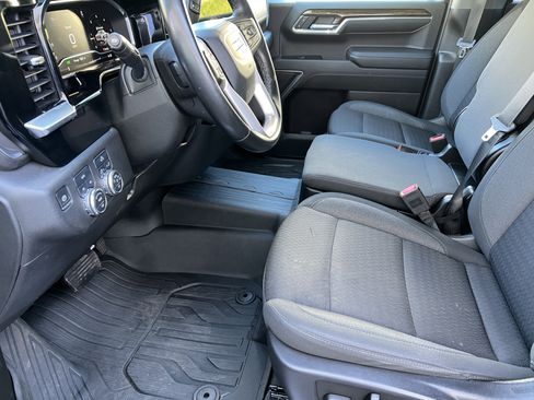 Used 2023 GMC Sierra 1500 Elevation w/ LPO, Elevation Black Package image 15