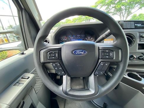 New 2027 Ford E-350 and Econoline 350 Super Duty w/ Power Equipment Group RWD image 11