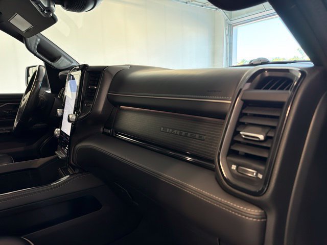 Used 2023 RAM 1500 Limited AWD/4WD image 35