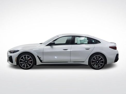 Used 2026 BMW i4 xDrive40i w/ M Sport Package AWD/4WD image 2