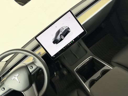 Used 2023 Tesla Model Y Long Range AWD/4WD image 57