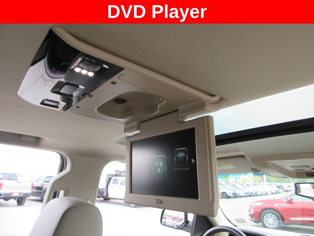 Used 2017 GMC Yukon SLT w/ Premium Edition AWD/4WD image 17