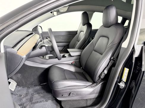 Used 2022 Tesla Model Y Performance AWD/4WD image 34