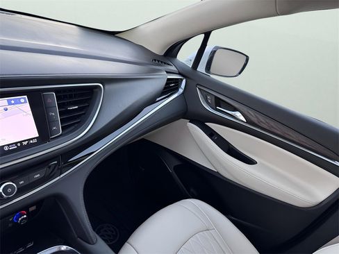 Used 2023 Buick Enclave Avenir w/ Avenir Technology Package image 29
