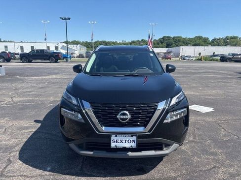 Used 2023 Nissan Rogue SV w/ SV Premium B Package AWD/4WD image 2