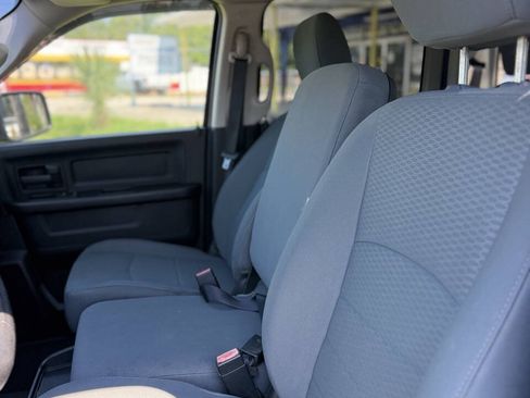 Used 2015 RAM 1500 Express RWD image 12