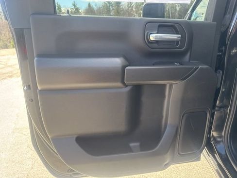 Used 2024 Chevrolet Silverado 2500 Custom w/ Custom Convenience Package AWD/4WD image 27